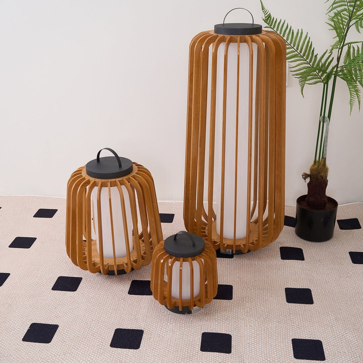 Modern Outdoor Table Lamp  Wood Slat Lantern Design - Product detail 21