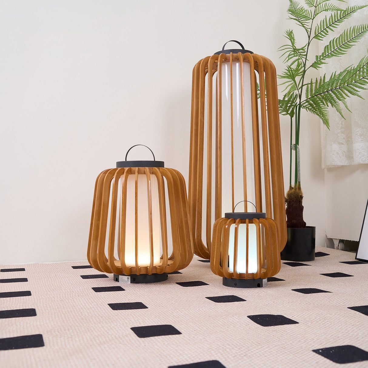 Modern Outdoor Table Lamp  Wood Slat Lantern Design - Product detail 13