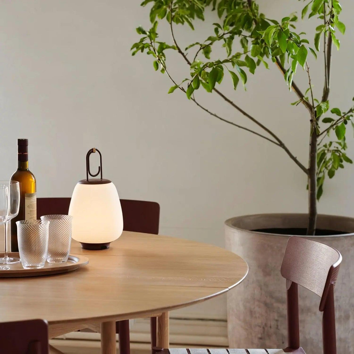 Portable Lantern Table Lamp  Japandi Style Glass Design - Product detail 4
