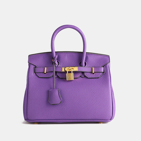 Classic Leather Tote Bag  Gold Hardware Lock Detail - Product detail 12