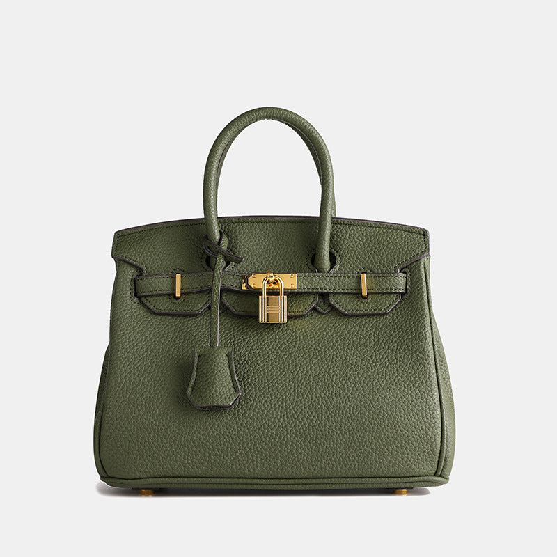Classic Leather Tote Bag  Gold Hardware Lock Detail - Product detail 16