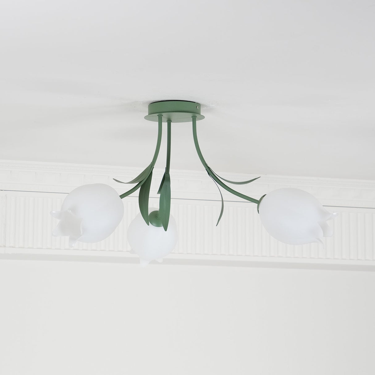 Floral Ceiling Light  White Tulip Glass Shades With Green Metal Base - Product detail 17