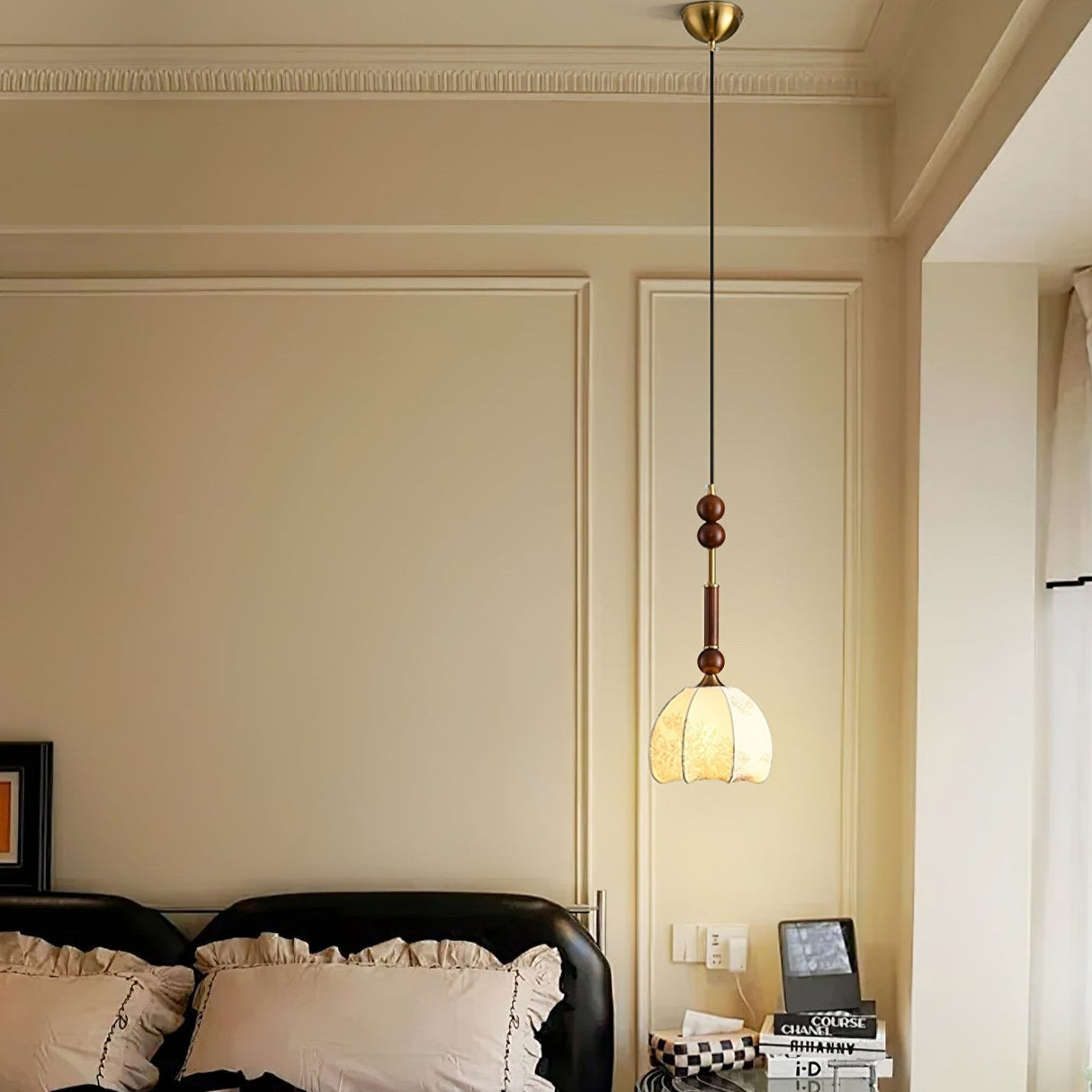 Italian Pendant Light  Wood and Glass Dome Design - Product detail 14