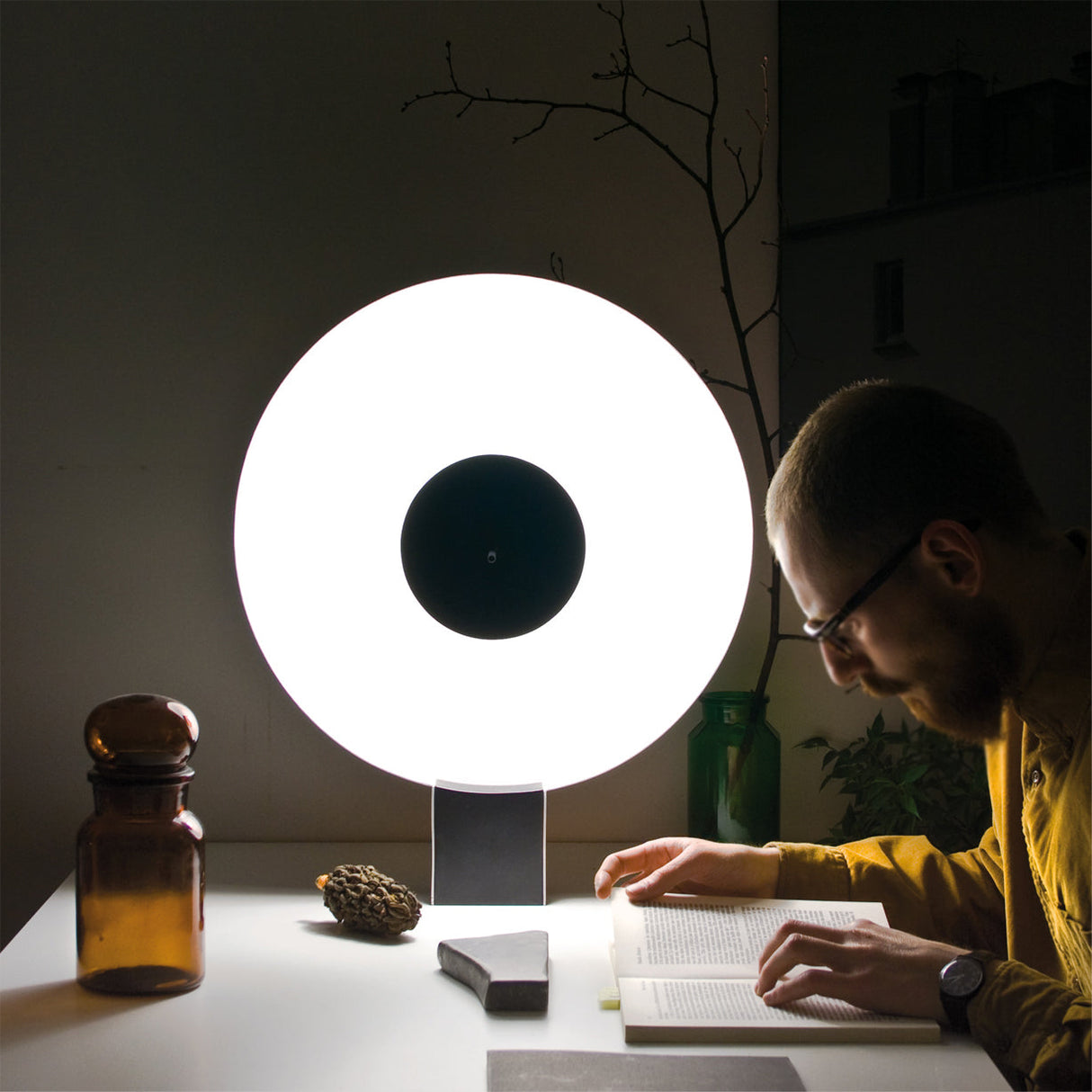 Modern LED Wall Light  Minimalist Round Disc Design - Product detail 5
