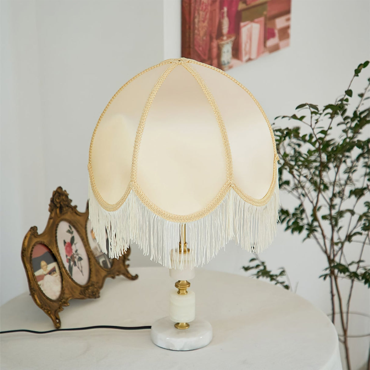 Traditional Table Lamp  Marble Base with Fringe Shade - Product detail 7