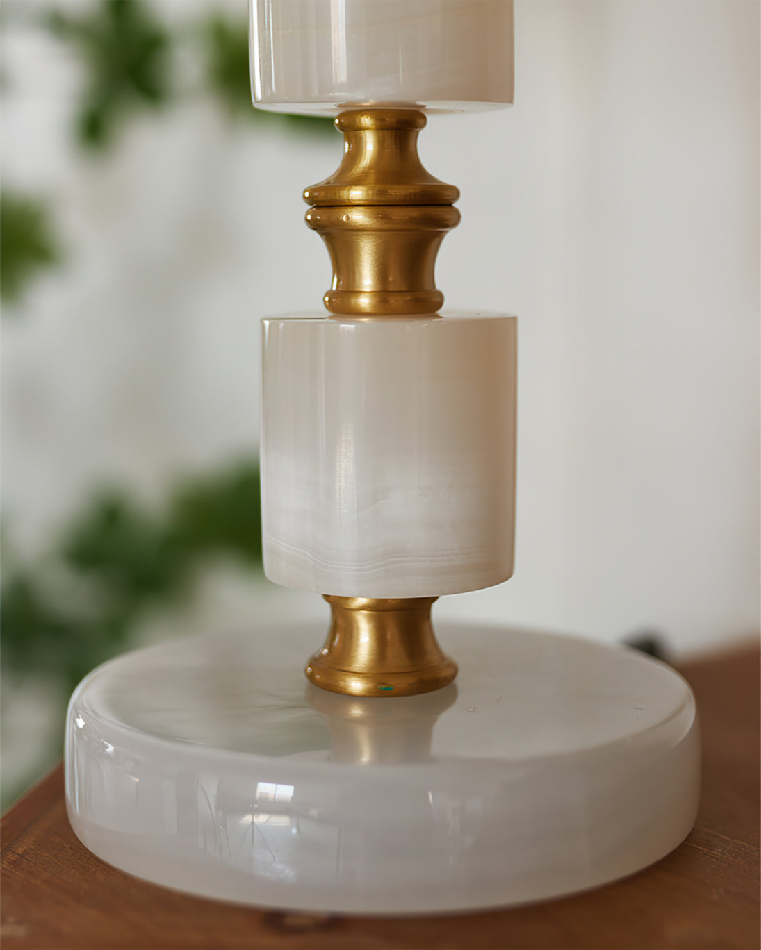 Traditional Table Lamp  Marble Base with Fringe Shade - Product detail 10