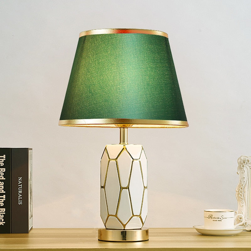 Geometric Table Lamp  White Ceramic with Gold Trim - Product detail 4