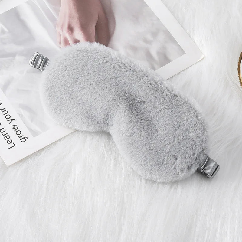 Plush Sleep Mask  Ultra-Soft Light Blocking Design - Product detail 6