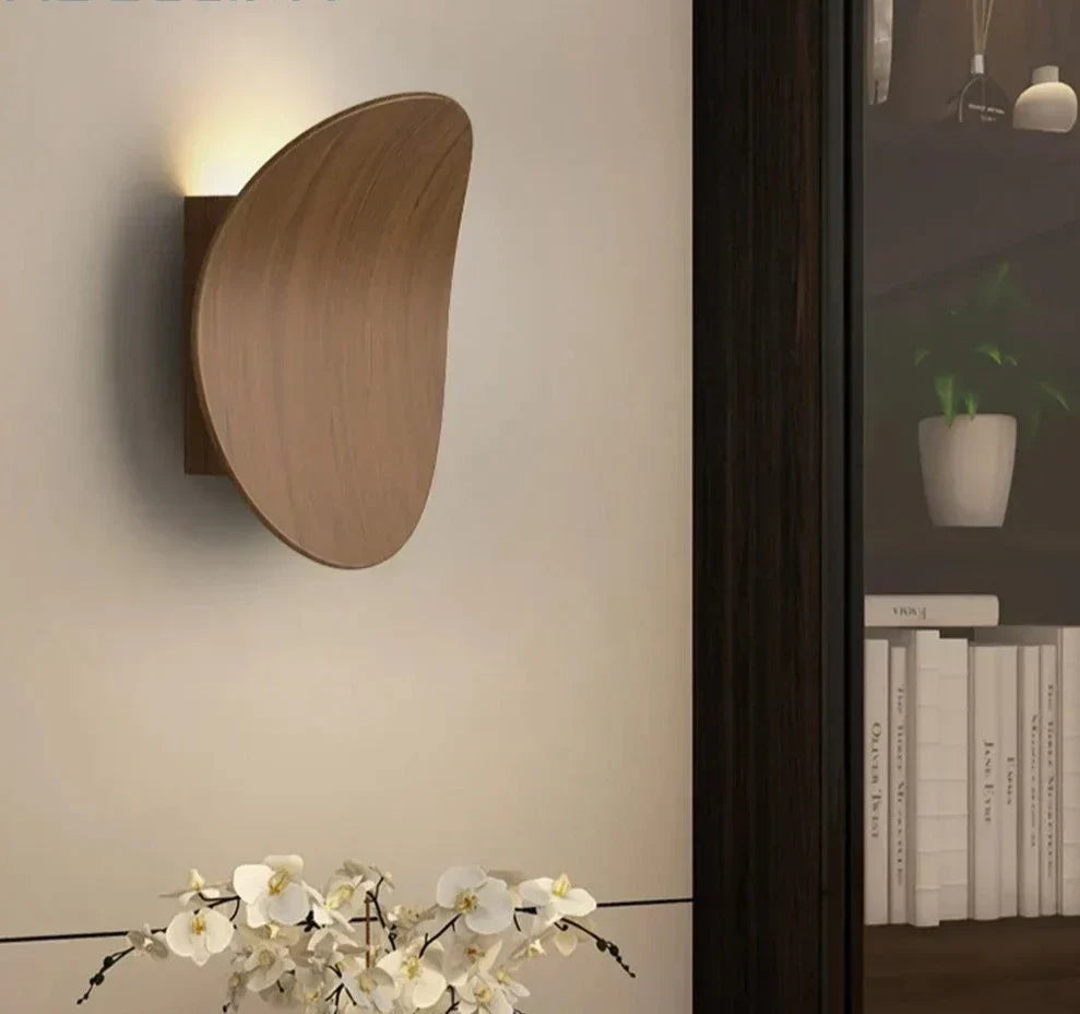 Modern Wooden Wall Light  Natural Aluminum Finish - Detailed view