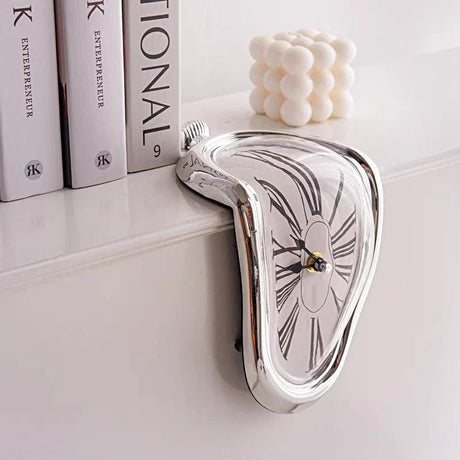 Surreal Wall Clock  Melting Design Roman Numerals - Product detail 8