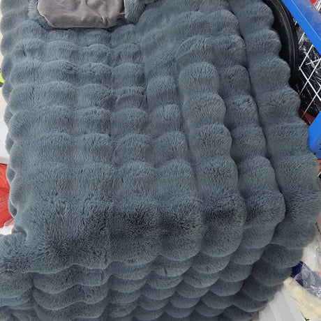 Luxury Winter Throw Blanket  Cloud-Soft Textured Design - Product detail 4