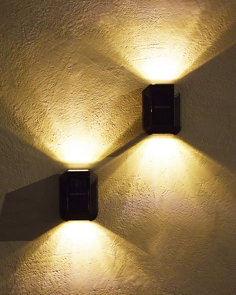 Solar Outdoor Wall Lamp  Smart LED Starry Light Effect - Product detail 5