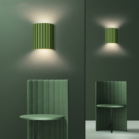 Modern LED Wall Light  Fluted Green Aluminum Sconce - Detailed view