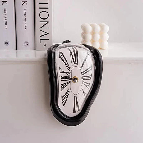 Surreal Wall Clock  Melting Design Roman Numerals - Product detail 9
