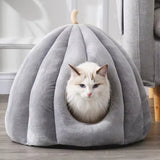 Plush Cat Bed  Pumpkin Shape Design For Winter Comfort - Detailed view