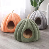 Plush Cat Bed  Pumpkin Shape Design For Winter Comfort - Product example