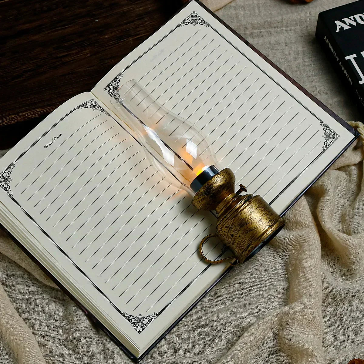 Vintage LED Lantern  Glass Hurricane Rustic Design - Product detail 4