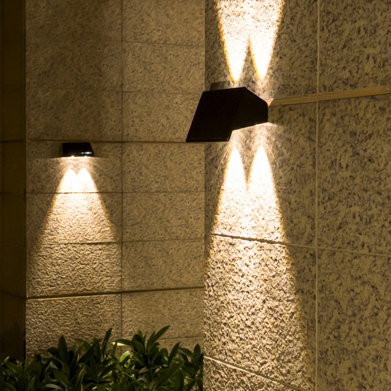 Solar Motion Sensor Wall Light  Waterproof LED Outdoor Lamp - Detailed view