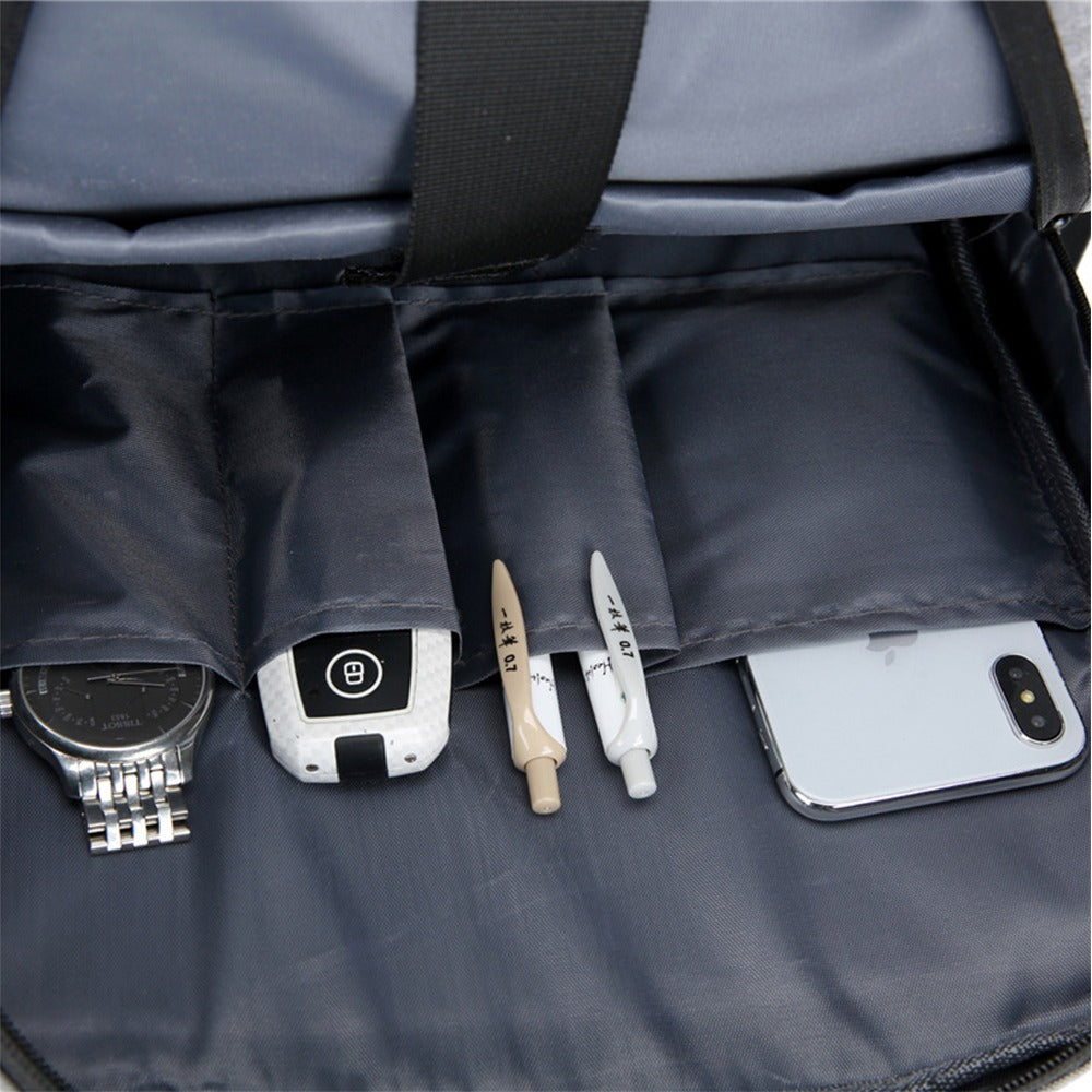 Professional Laptop Backpack  15-Inch USB Charging Port Design - Product detail 4