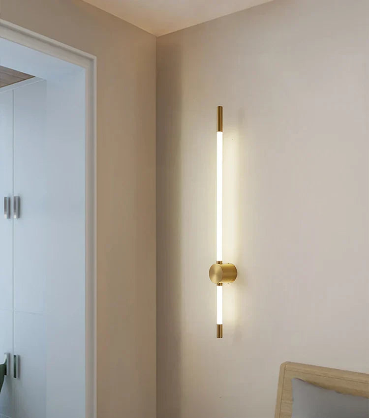 Vertical LED Wall Lamp  Brushed Brass and White Design - Product detail 6