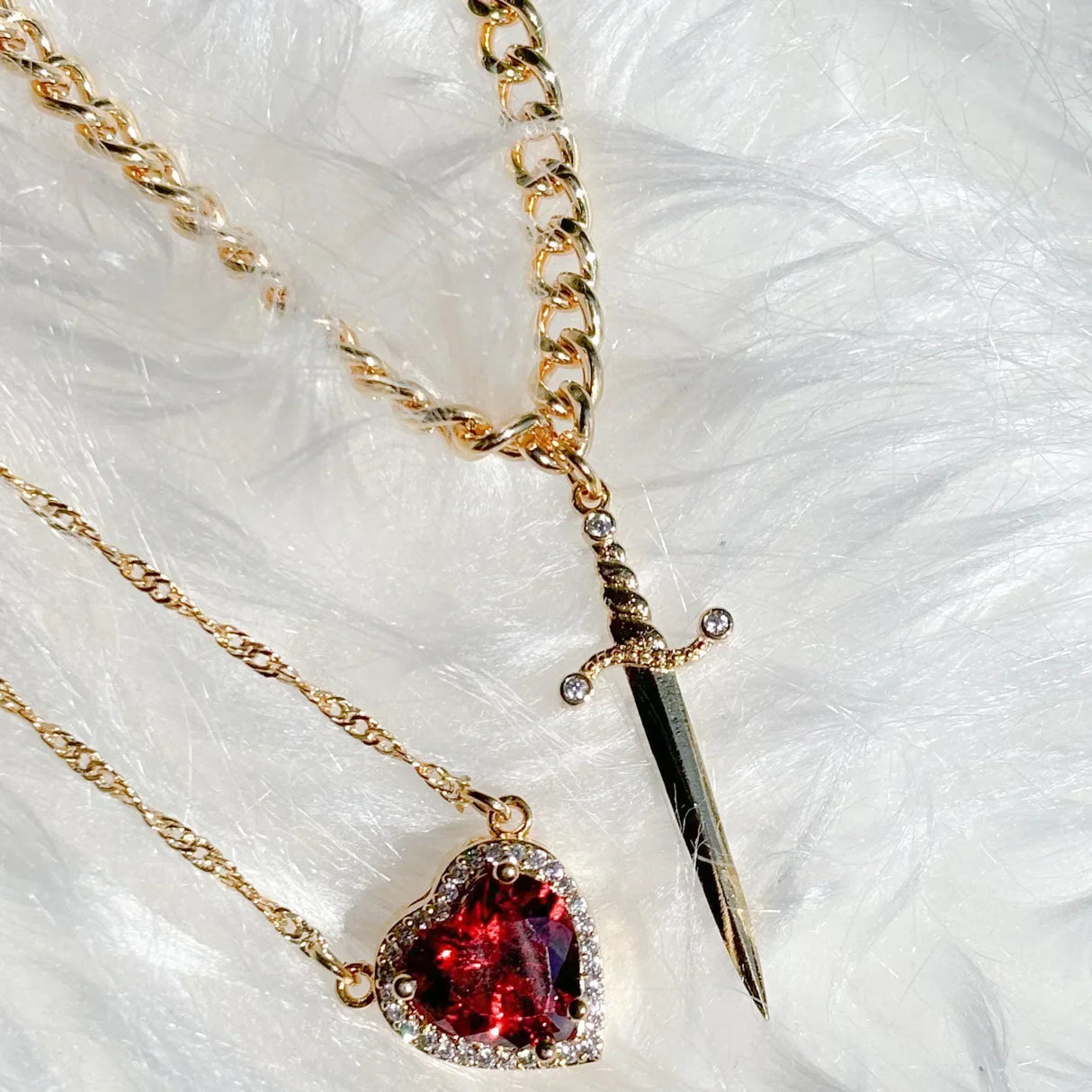 Romantic Pendant Necklace Set  Heart And Sword Design With Crystal Accents - Product detail 6