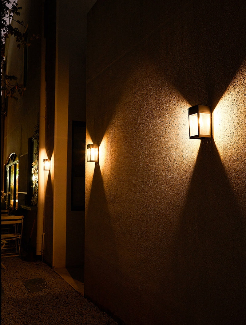 Modern Garden Wall Lamp  Solar Powered Glass Panel Design - Product detail 5