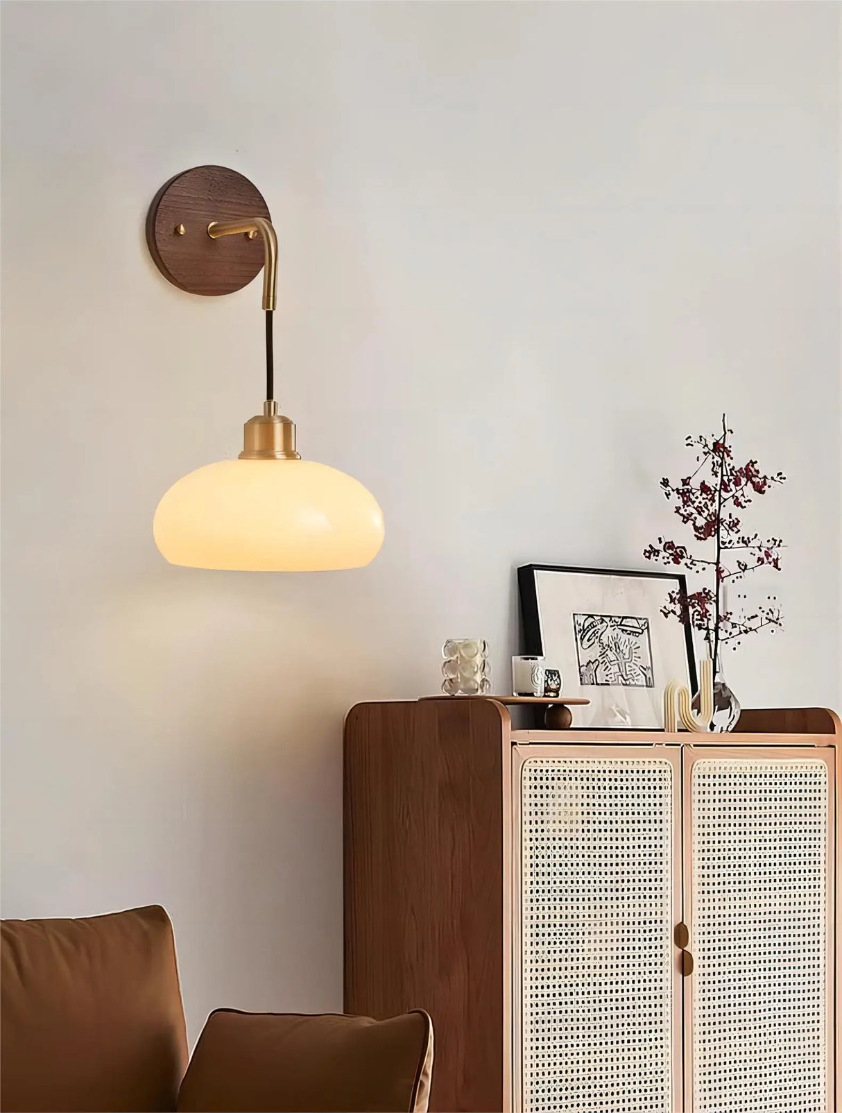 Modern Wall Lamp  Walnut Wood  Brass Fixture - Product detail 8
