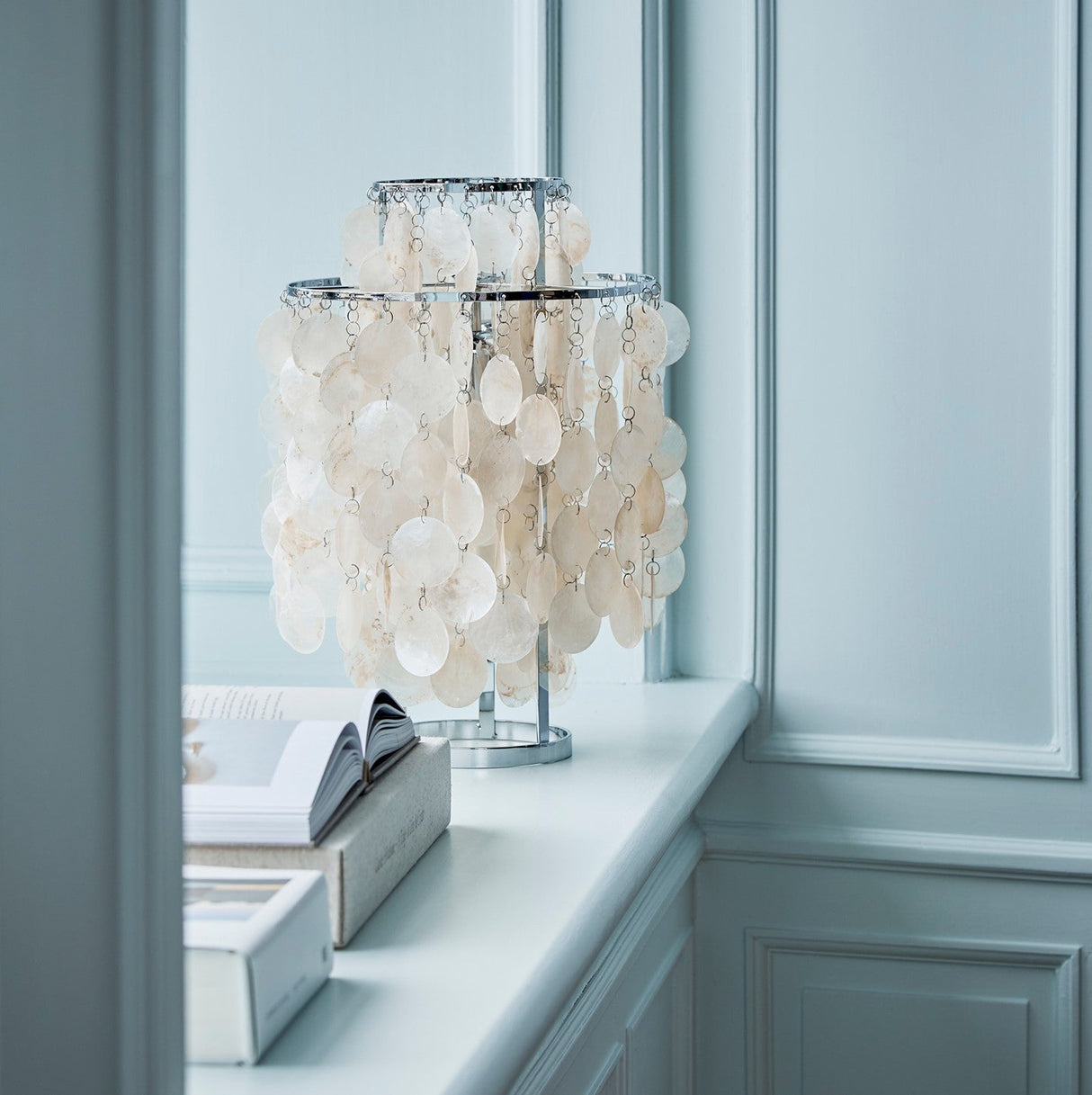 Seashell Table Lamp  Mother of Pearl Cascading Design - Product detail 26