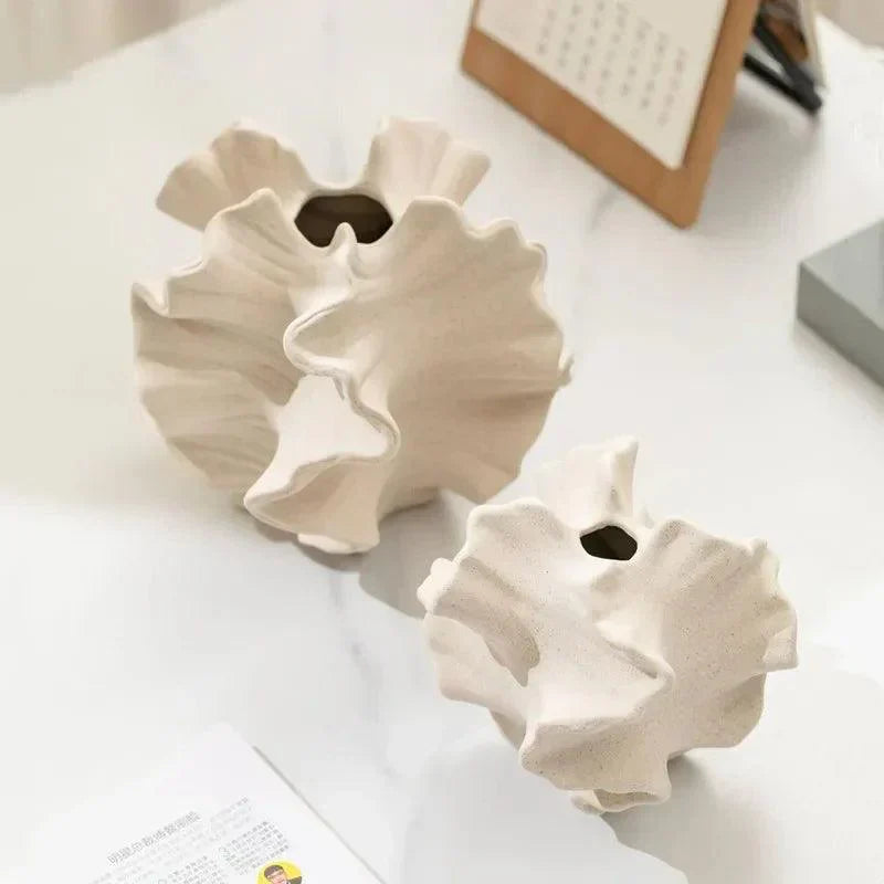 Modern Ceramic Wave Vase  Geometric Ripple Design - Product detail 5