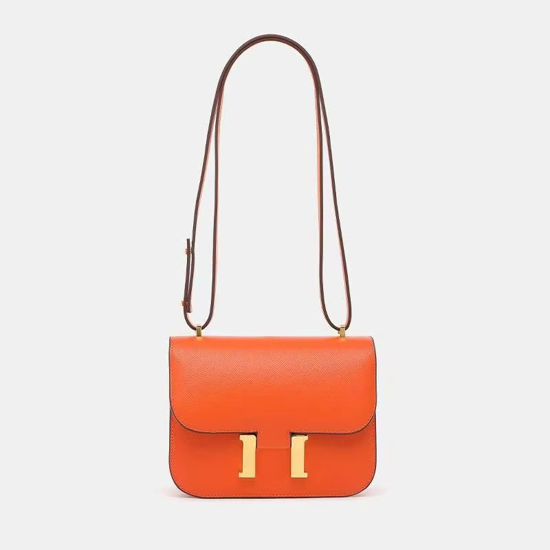 Classic Leather Crossbody Bag  Gold Hardware Square Design - Product detail 5