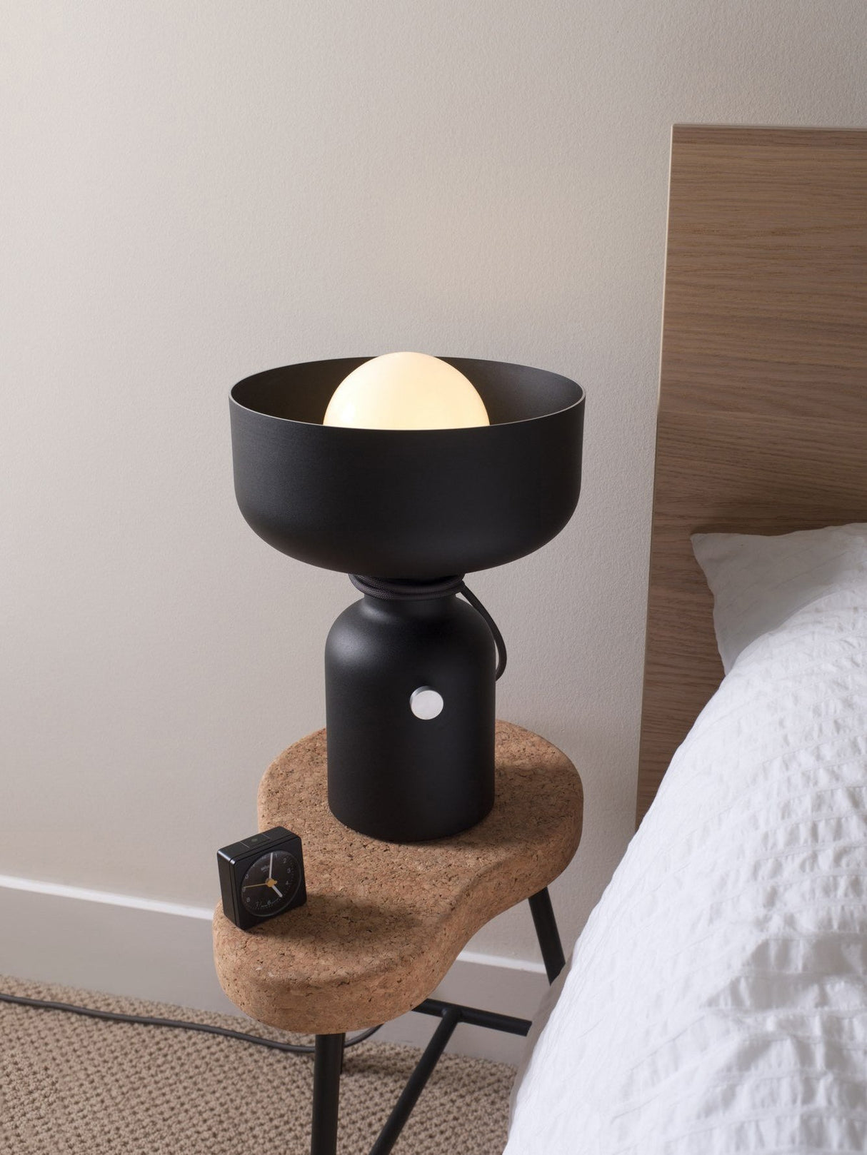 Modern Table Lamp  Minimalist Metal Design - Product detail 12