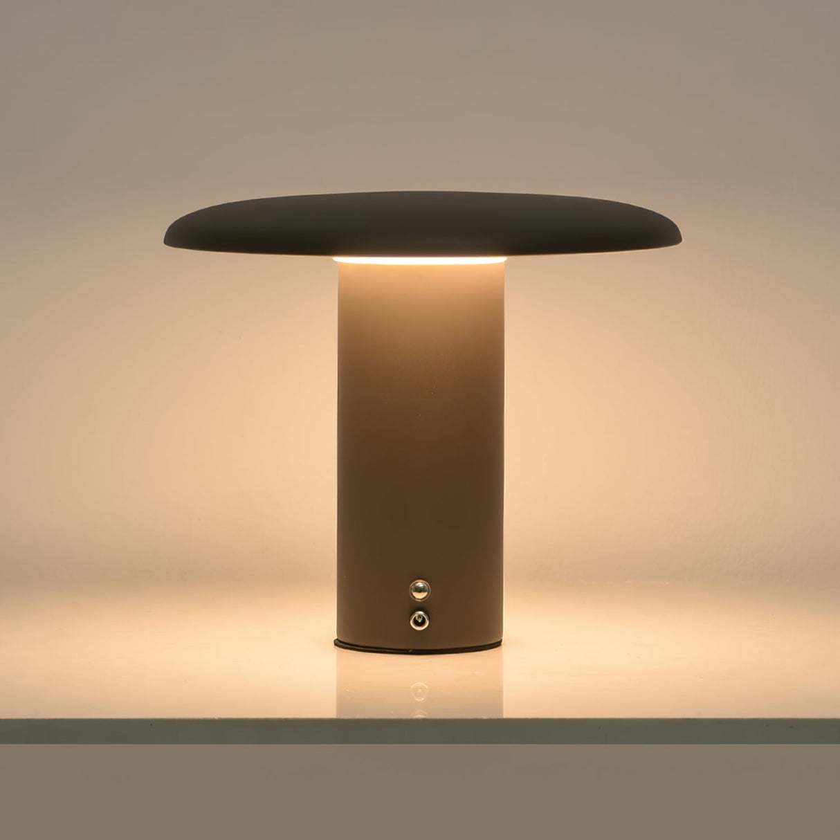 Modern LED Table Lamp  Wireless USB Charging Design - Product detail 10