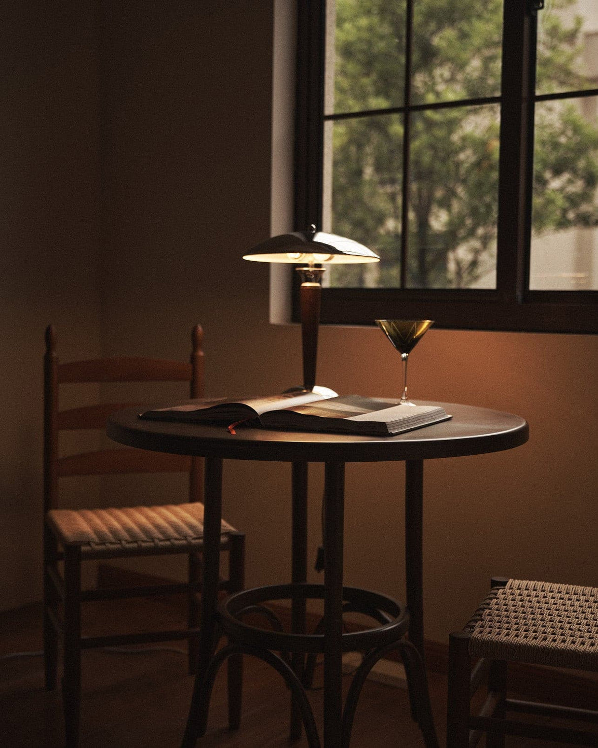 Modern Table Lamp  Chrome Shade Wood Stem Design - Product detail 6