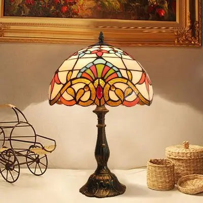 Floral Table Lamp  Stained Glass Sunflower Design - Detailed view
