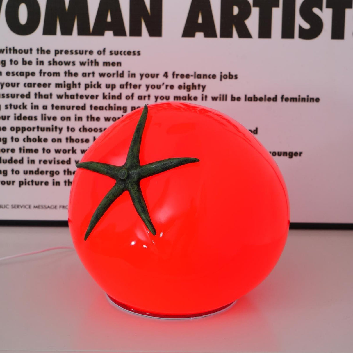 Tomato Table Lamp  Playful LED Resin Design - Product detail 30