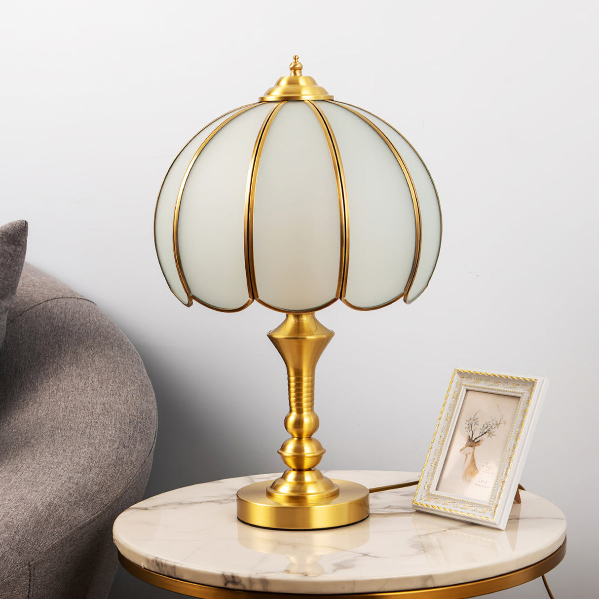 Vintage Brass Table Lamp  Tulip Glass Shade Design - Product detail 5