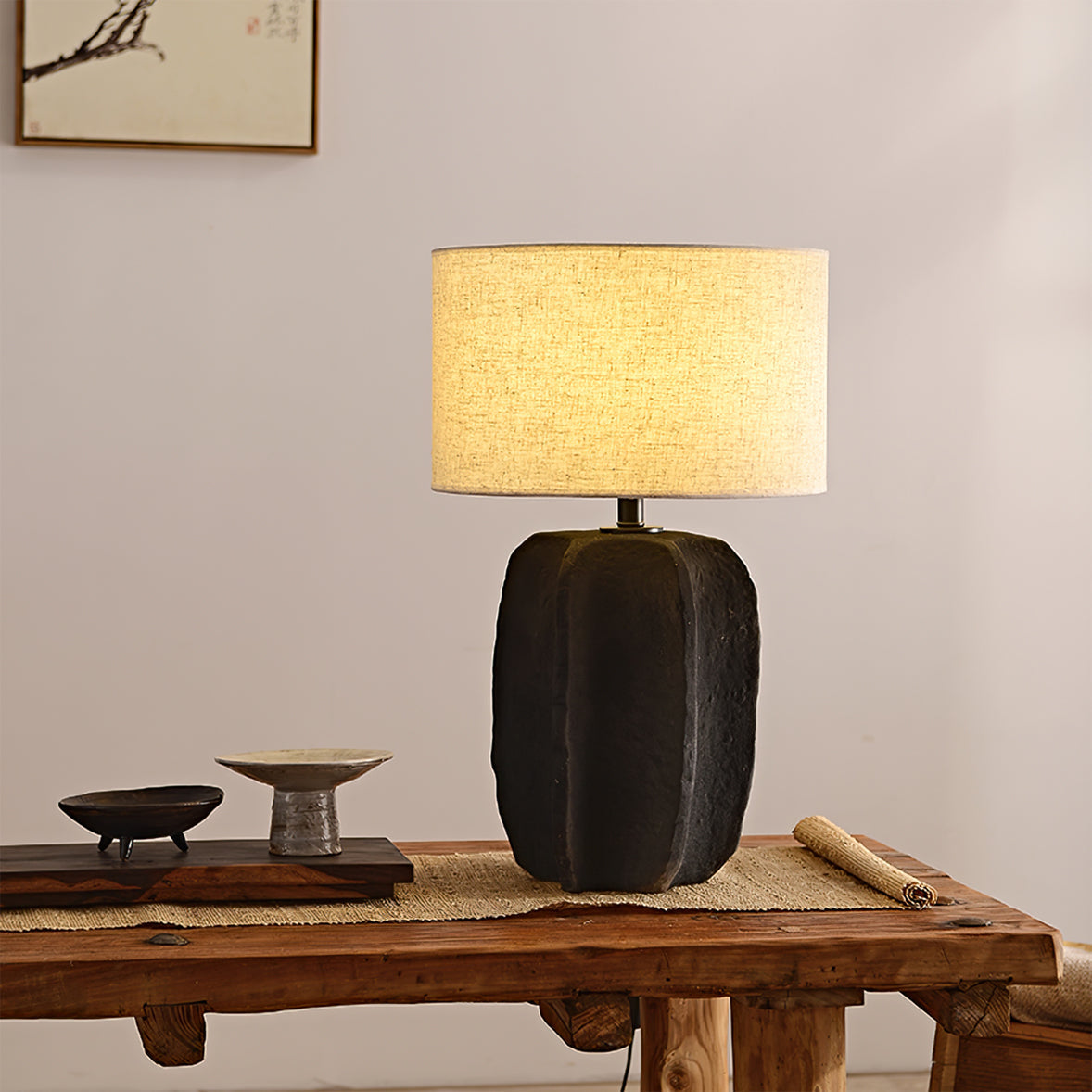Modern Ceramic Table Lamp  Ribbed Base Design - Product detail 5