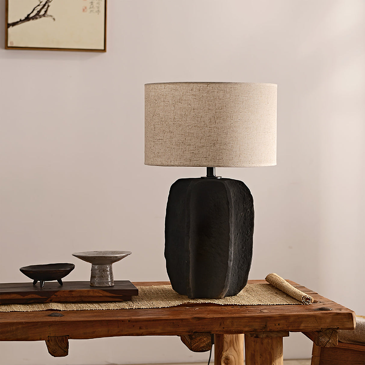 Modern Ceramic Table Lamp  Ribbed Base Design - Product detail 6