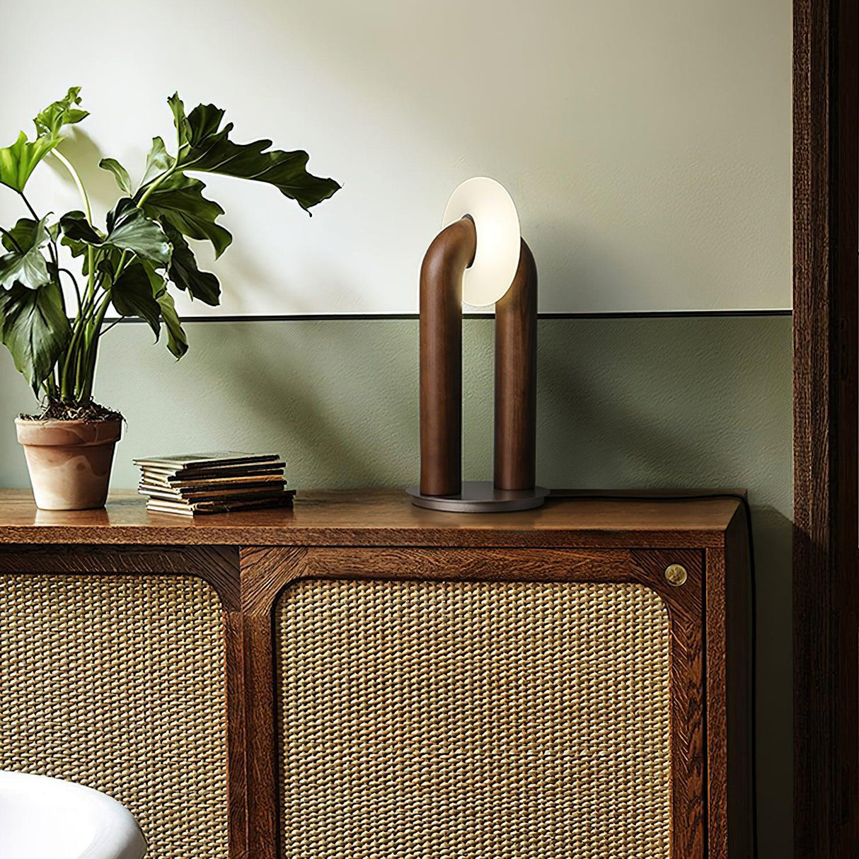 Modern Touch LED Table Lamp  Wood Curved Design - Product detail 7