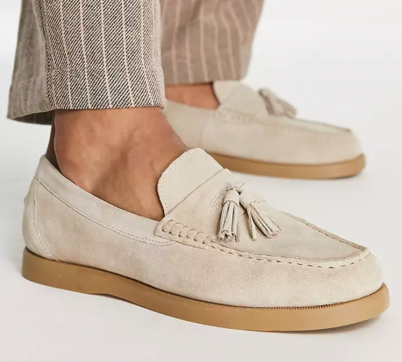 Classic Leather Loafers  Tassel Detail With Gum Sole - Detailed view