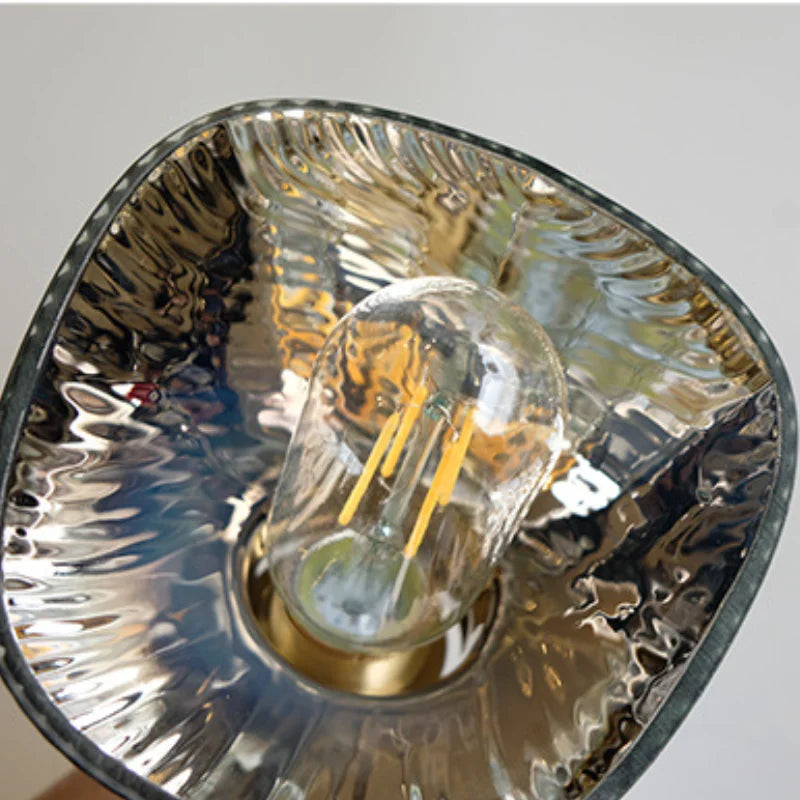 Vintage Wall Sconce  Green Glass Shade With Brass Finish - Product detail 4