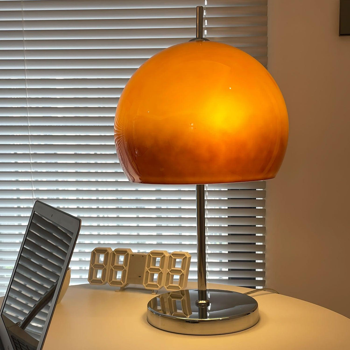 Bauhaus Table Lamp  Amber Glass Dome Shade - Product detail 4
