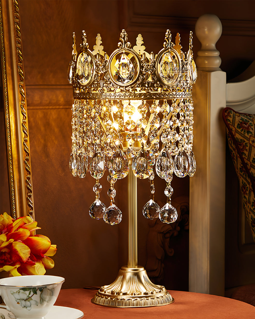 Crystal Crown Table Lamp  Royal Gold Finish - Product detail 9