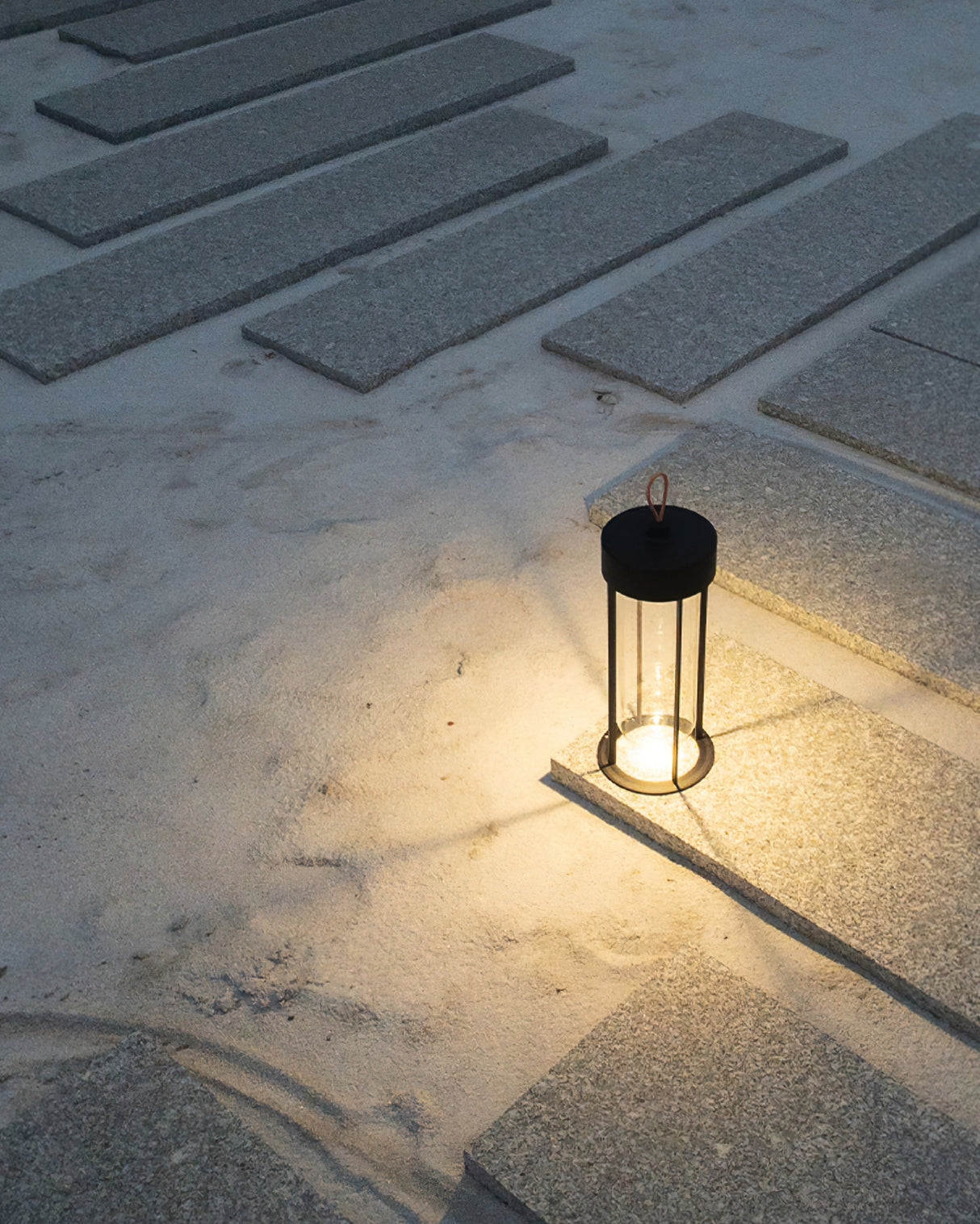 Portable LED Table Lamp  Glass Cylinder Design with Leather Handle - Product detail 18