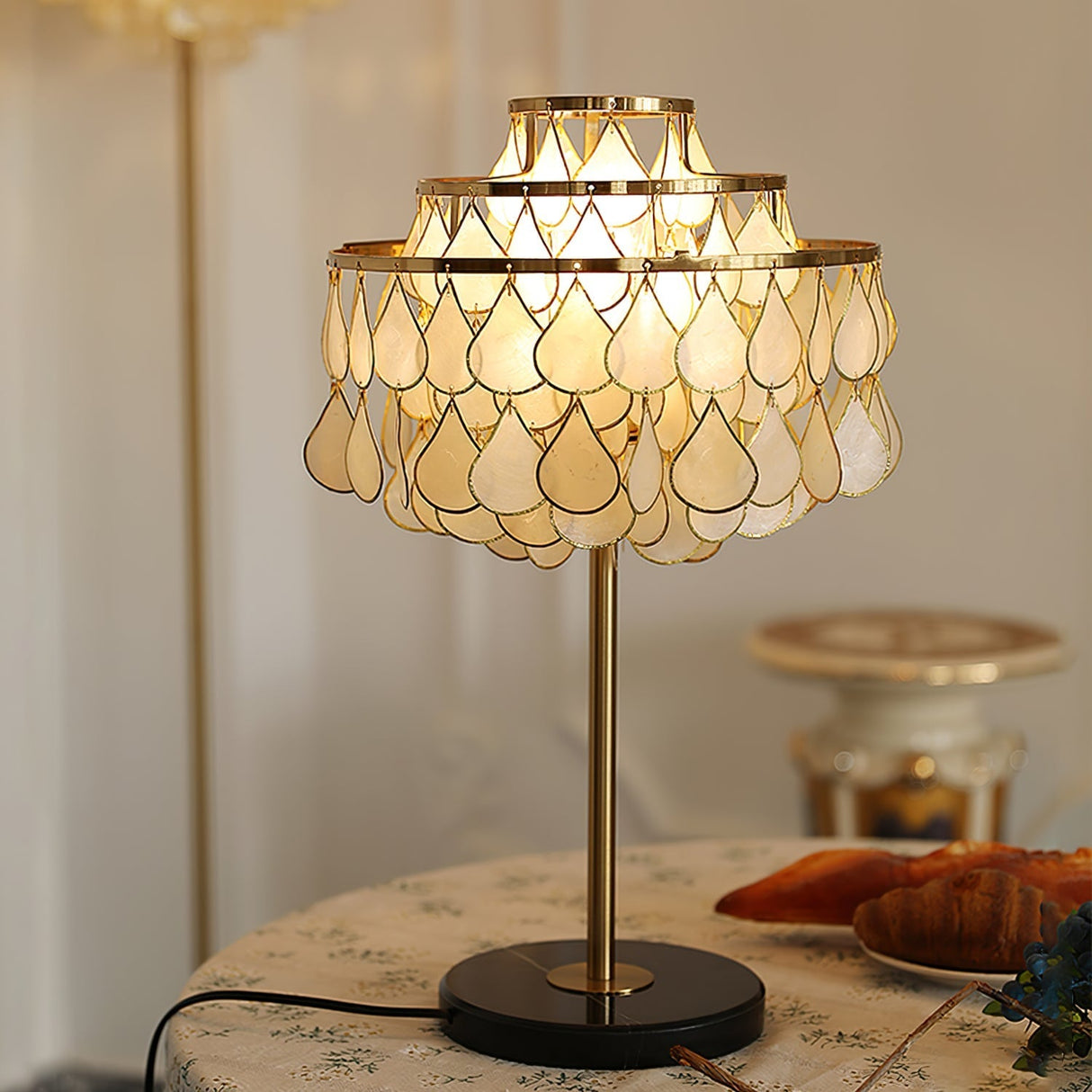 Shell Table Lamp  Layered Mother of Pearl Design - Product detail 7