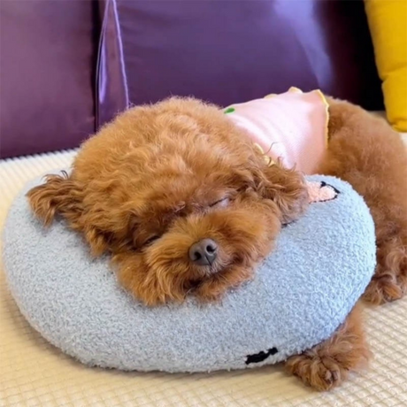Calming Dog Bed  Soft Fleece Anti-Anxiety Cushion - Detailed view