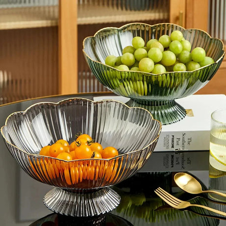 Vintage Glass Fruit Bowl  Scalloped Edge Mint Design - Product detail 6