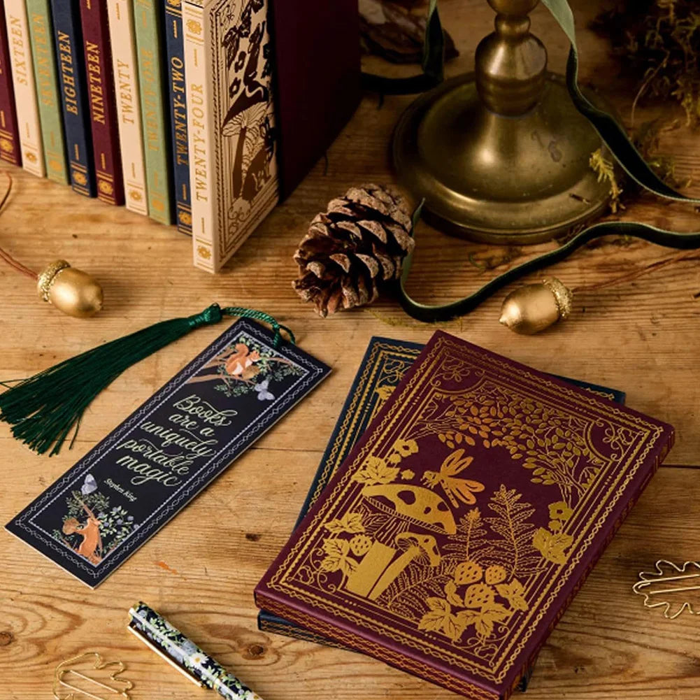 Christmas Advent Calendar  24 Stationery Surprises Winter Theme - Detailed view