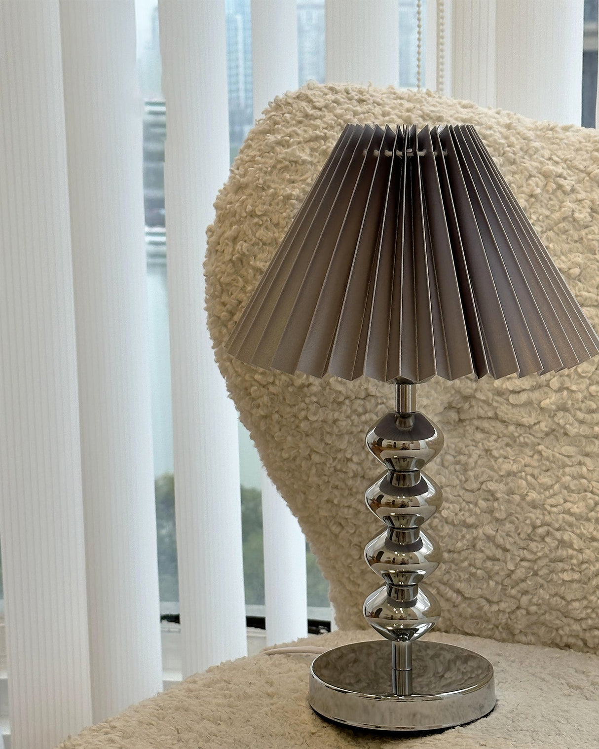 Modern Table Lamp  Chrome Stacked Spheres Base - Product detail 10