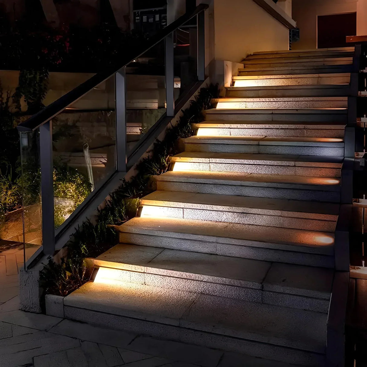 Solar Step Lights  Warm White LED Stair Illumination - Product detail 6